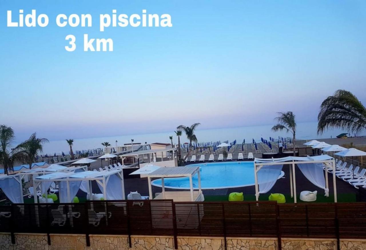 Casa Vacanze Borgo Vecchio Villa Scanzano Jonico Exterior photo